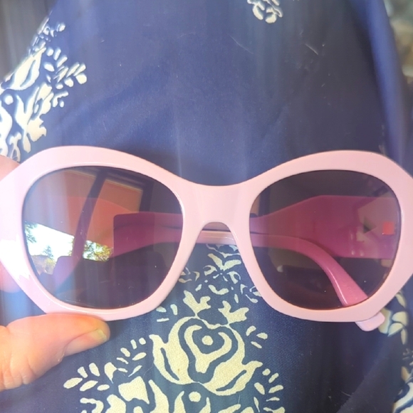 Karl Lagerfeld Accessories - Karl Lagerfeld Light Lavender 🪻 Sunglasses